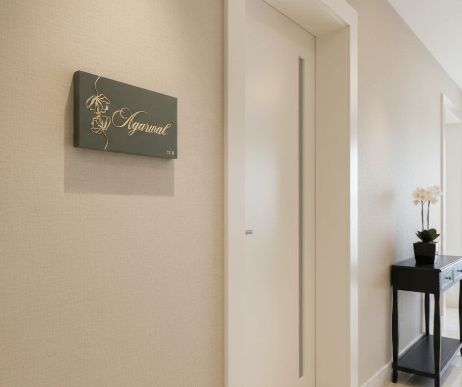 Soigné – Stainless Steel Name Plate with Gold Accents on Sap Green Base